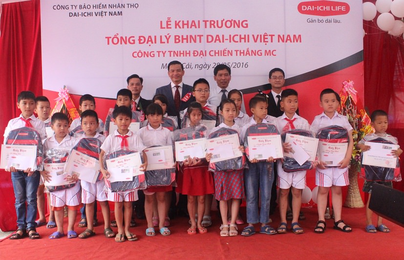 Dai-ichi Life Vietnam speeds up the expansion of business network in Quang Ninh...