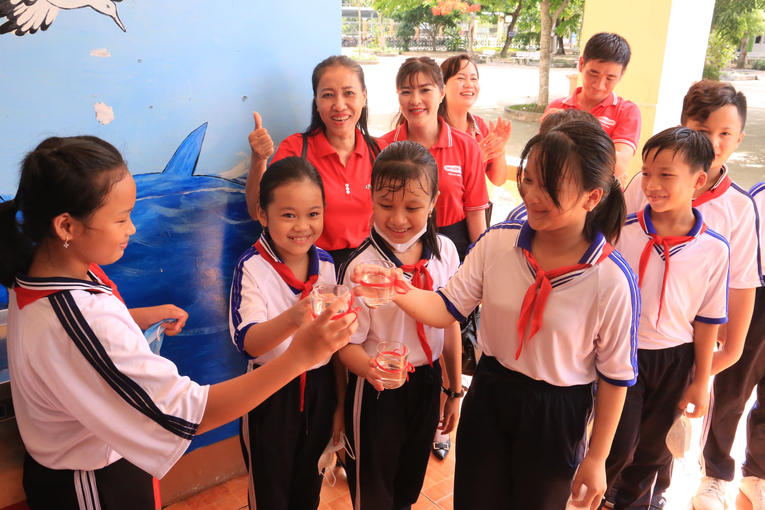 Dai-ichi Life Việt Nam triển khai chương trình “Kết nối Triệu Yêu Thương - Dự án Nước sạch học đường 2022” tại tỉnh Hậu Giang
